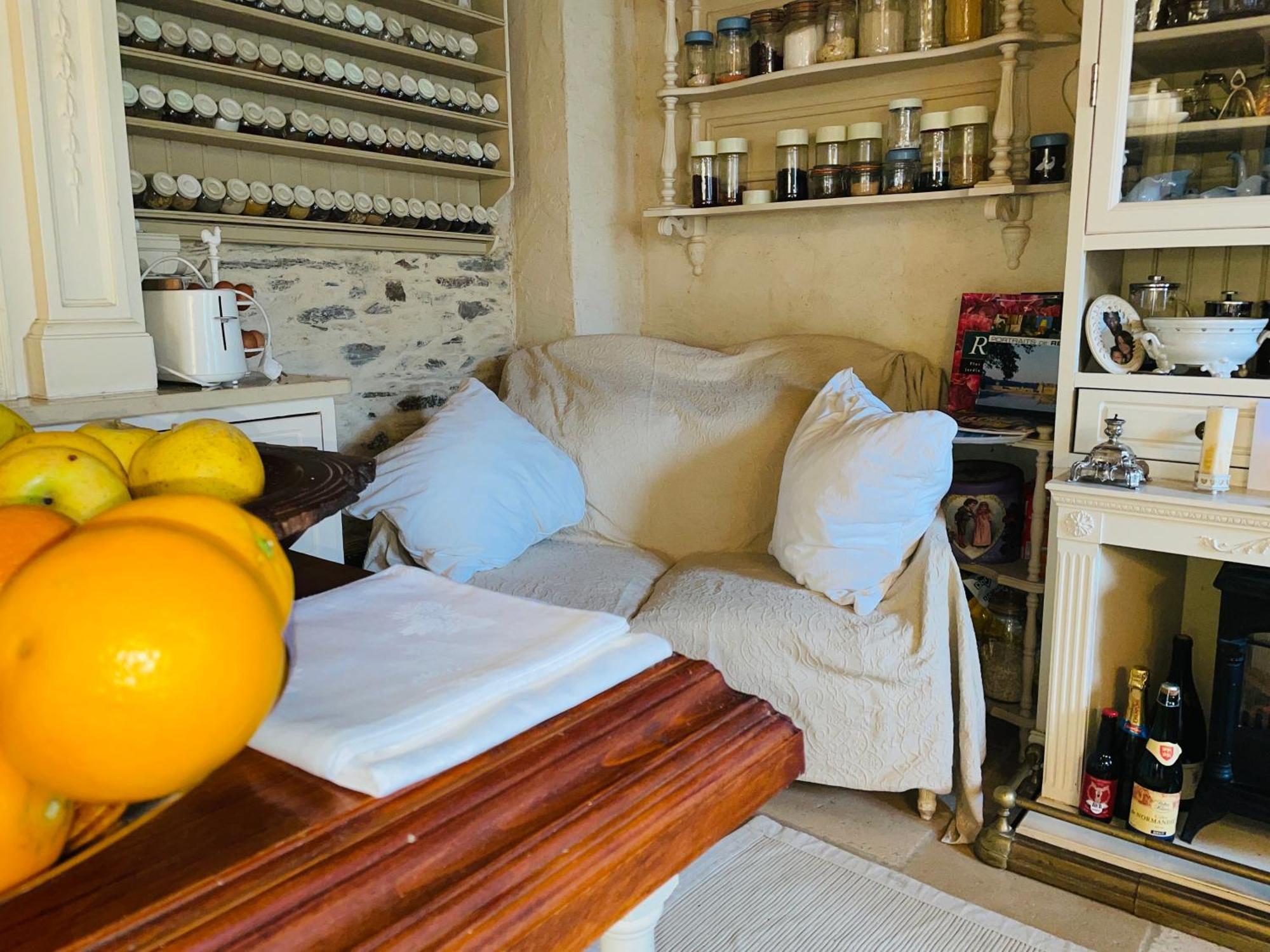 Chambre De Charme Dans Un Jardin De 1500M2 Nueil-sur-Layon Exterior foto
