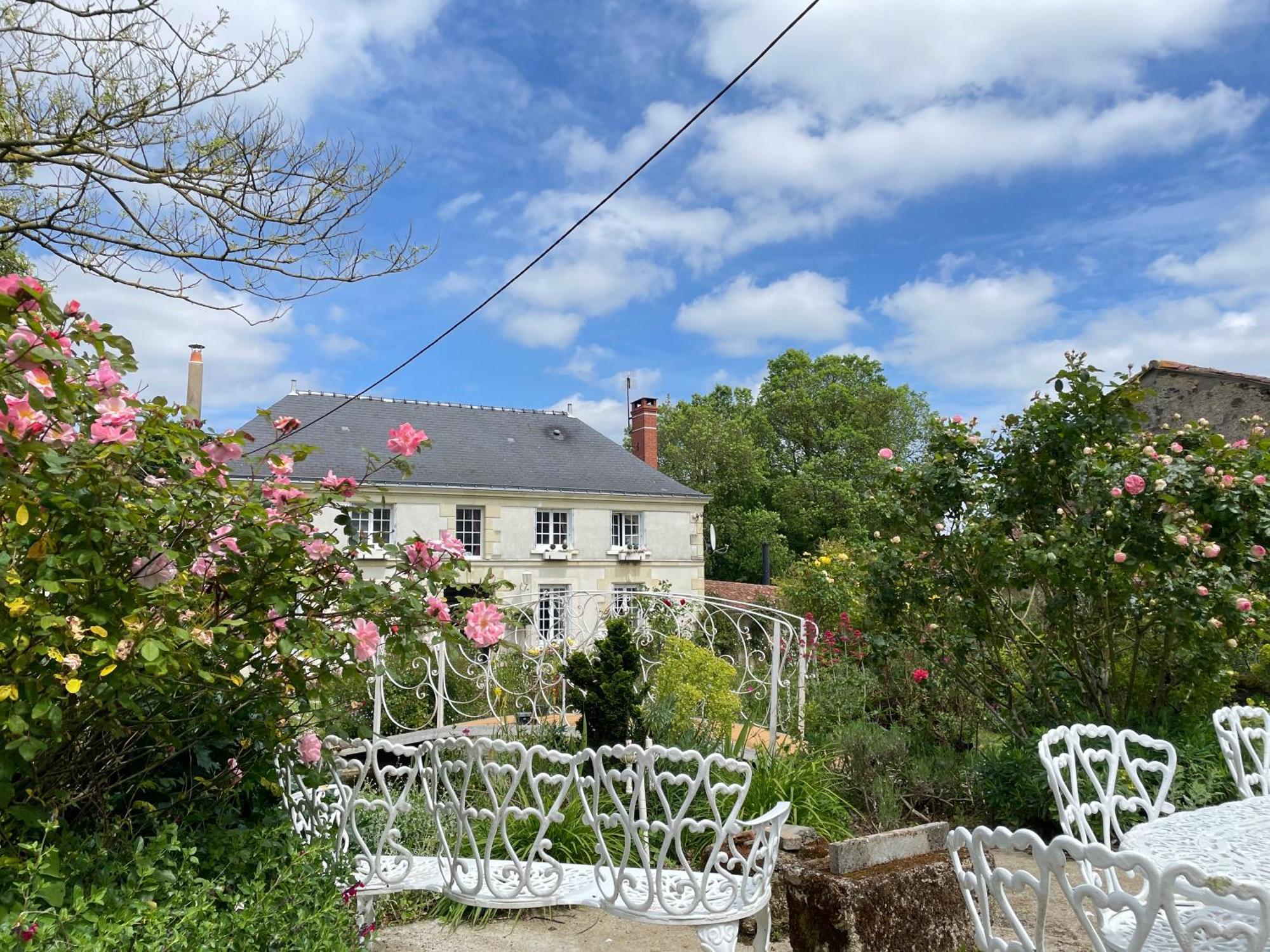 Chambre De Charme Dans Un Jardin De 1500M2 Nueil-sur-Layon Exterior foto